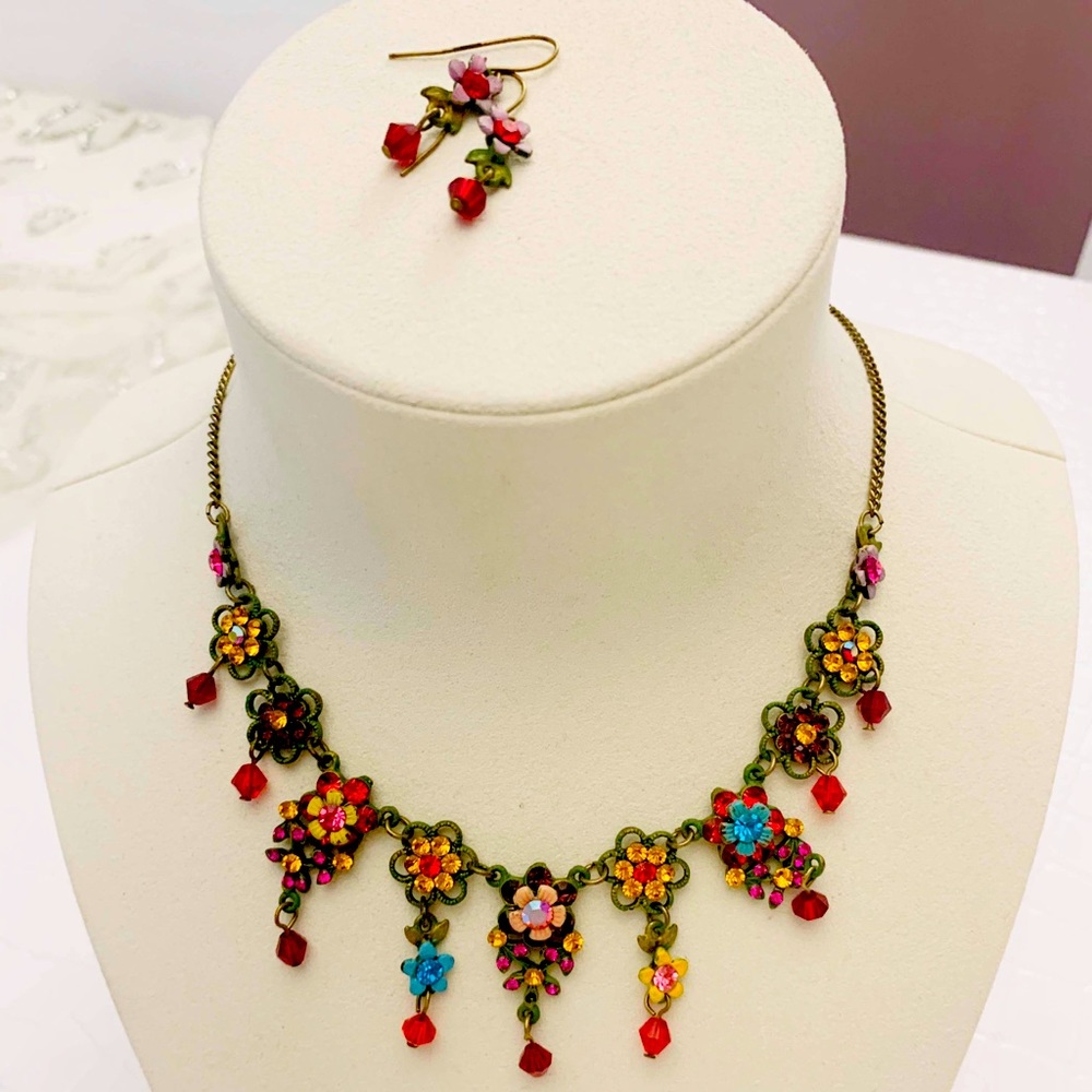 Multi color crystal necklace & Earrings set